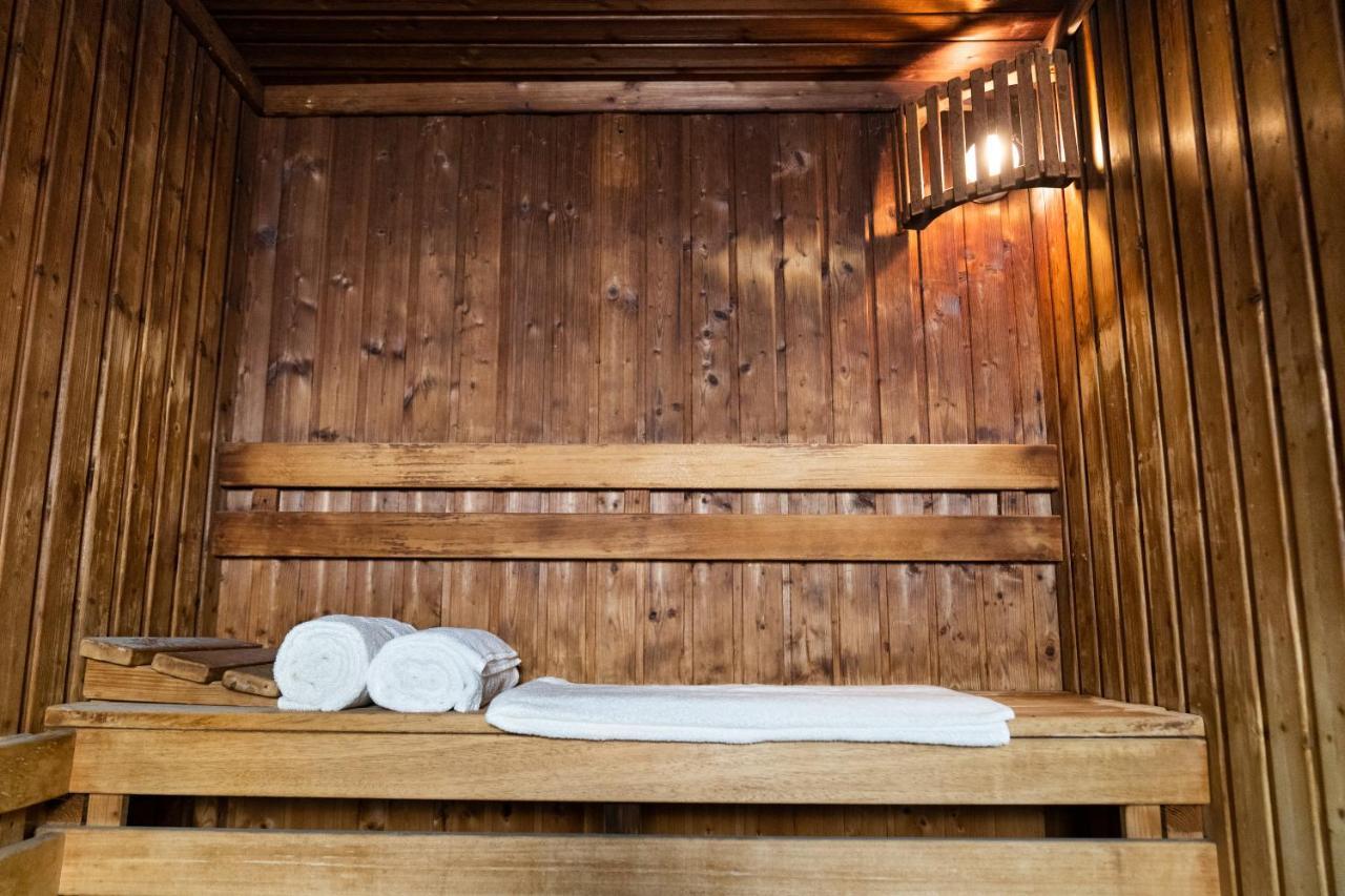 Hotel Kristaly Konferencia & Wellness Ajka Eksteriør billede