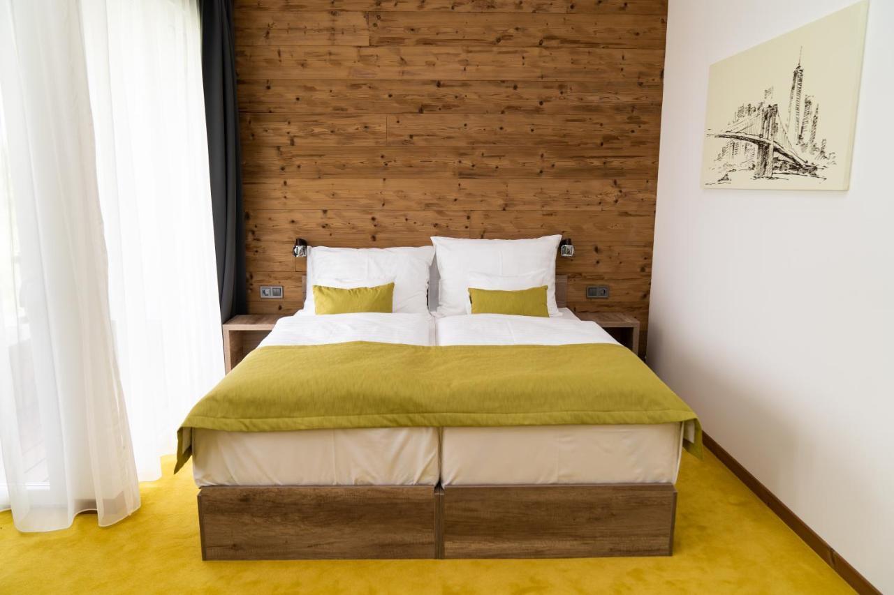 Hotel Kristaly Konferencia & Wellness Ajka Eksteriør billede
