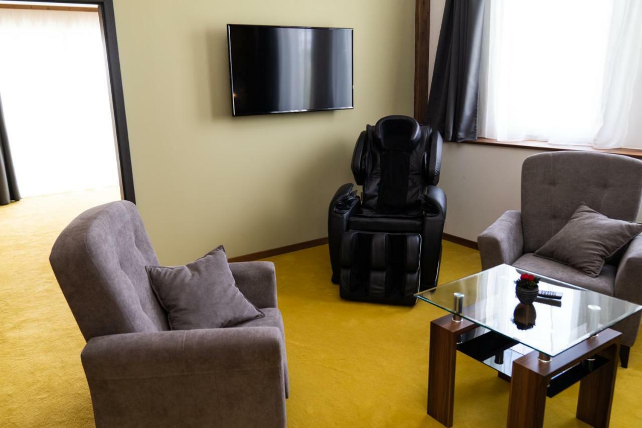 Hotel Kristaly Konferencia & Wellness Ajka Eksteriør billede